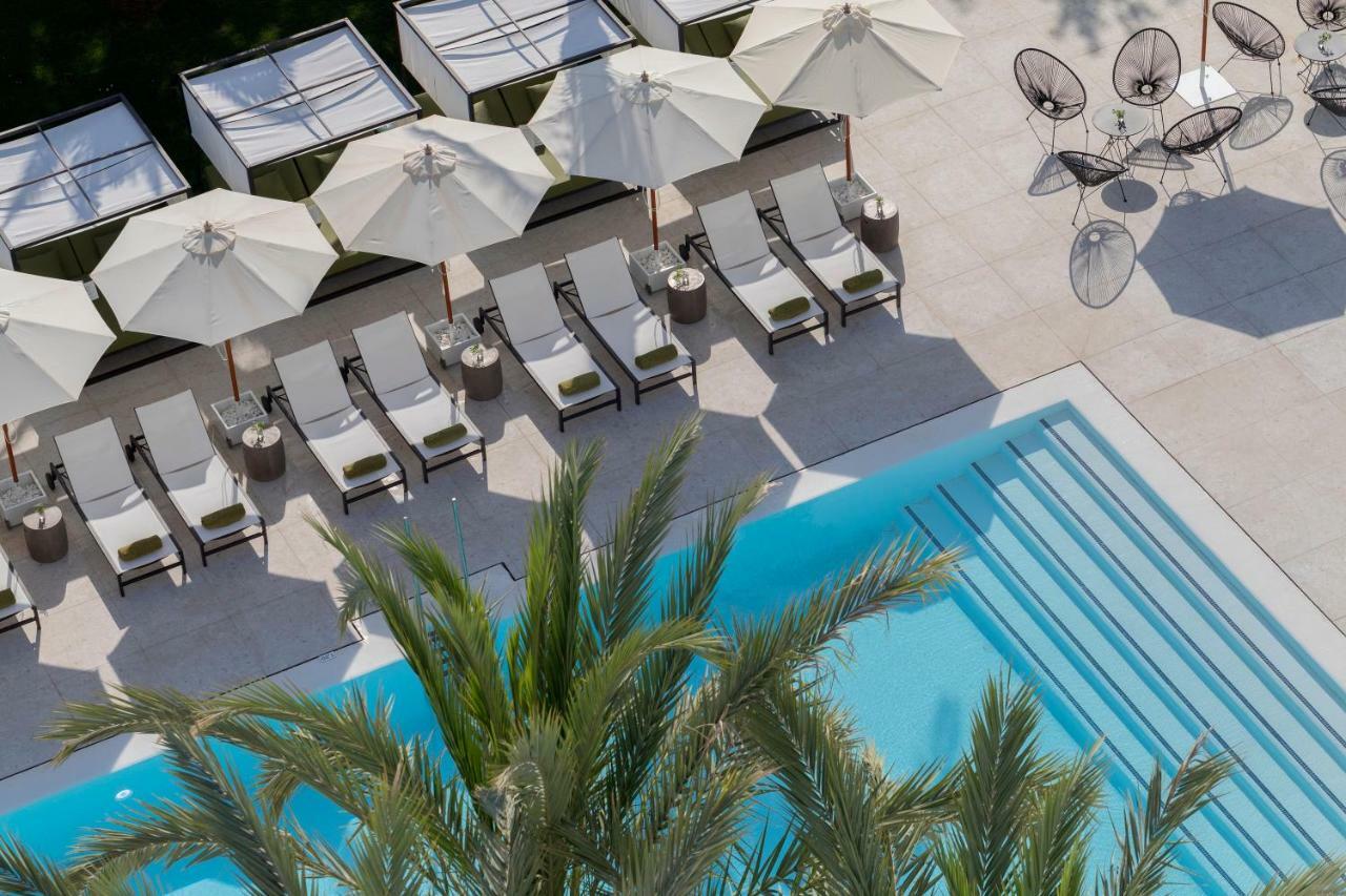 Hm Ayron Park - Adults Only Hotel Playa de Palma  Eksteriør billede The pool at the Hotel Eden Roc Cap Cana